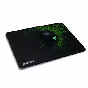پد موس گیمینگ طرح Razer مدل Speed سایز 24×32 – نسل جدید سرعت و کنترل برای گیمرهای حرفه‌ای